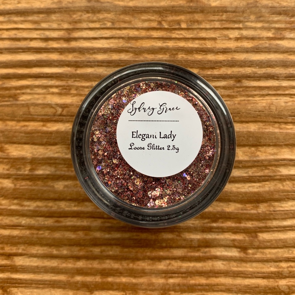 💰5/$25💰🎉HP🎉 New Sydney Grace Loose Glitter Elegant Lady